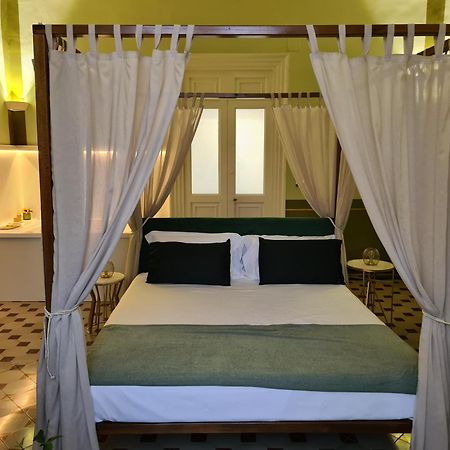 Toscano Palace Luxury Rooms CTA Exteriér fotografie