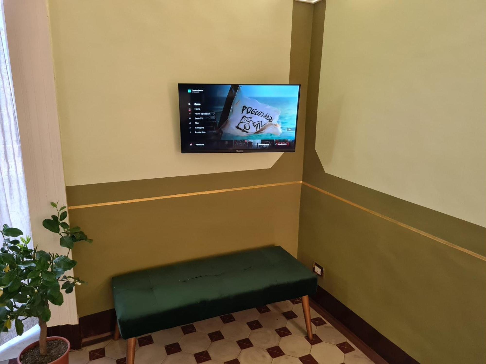 Toscano Palace Luxury Rooms CTA Exteriér fotografie